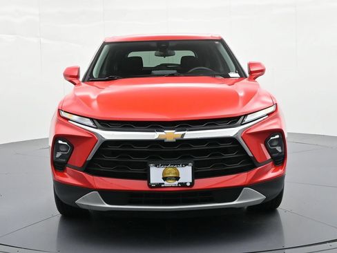 Used 2023 Chevrolet Blazer LT FWD image 3
