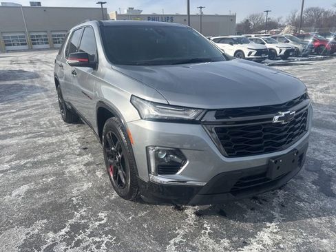 Used 2023 Chevrolet Traverse Premier w/ Redline Edition image 4