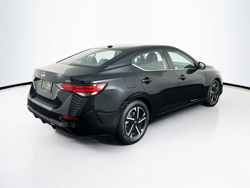 Used 2024 Nissan Sentra SV image 9