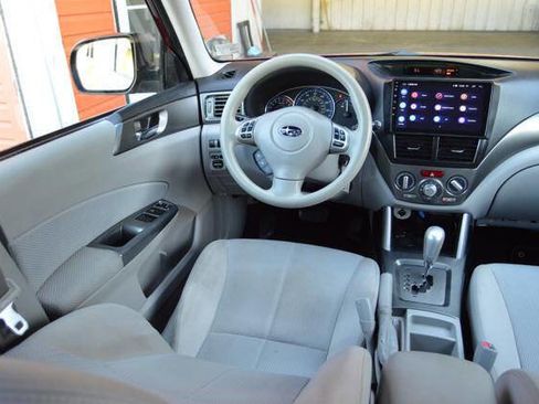 Used 2011 Subaru Forester 2.5X Premium w/ All-Weather Pkg image 46