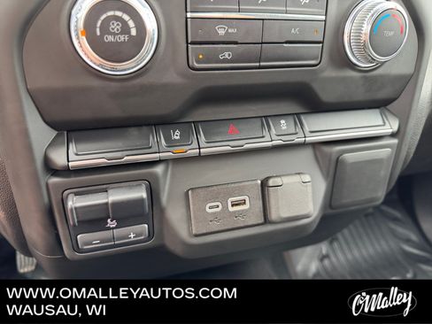 Used 2024 GMC Sierra 2500 Pro AWD/4WD image 21