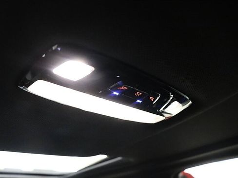 Used 2018 BMW 540i RWD image 25