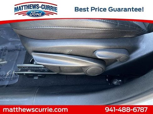 Used 2024 Jeep Compass Latitude image 10