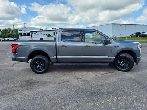 Used 2025 Ford F150 Lightning XLT w/ Max Trailer Tow Package image 15