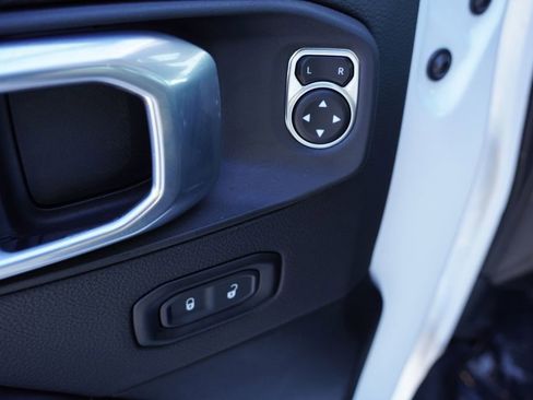 Used 2024 Jeep Wrangler Sahara 4xe w/ Safety Group image 21