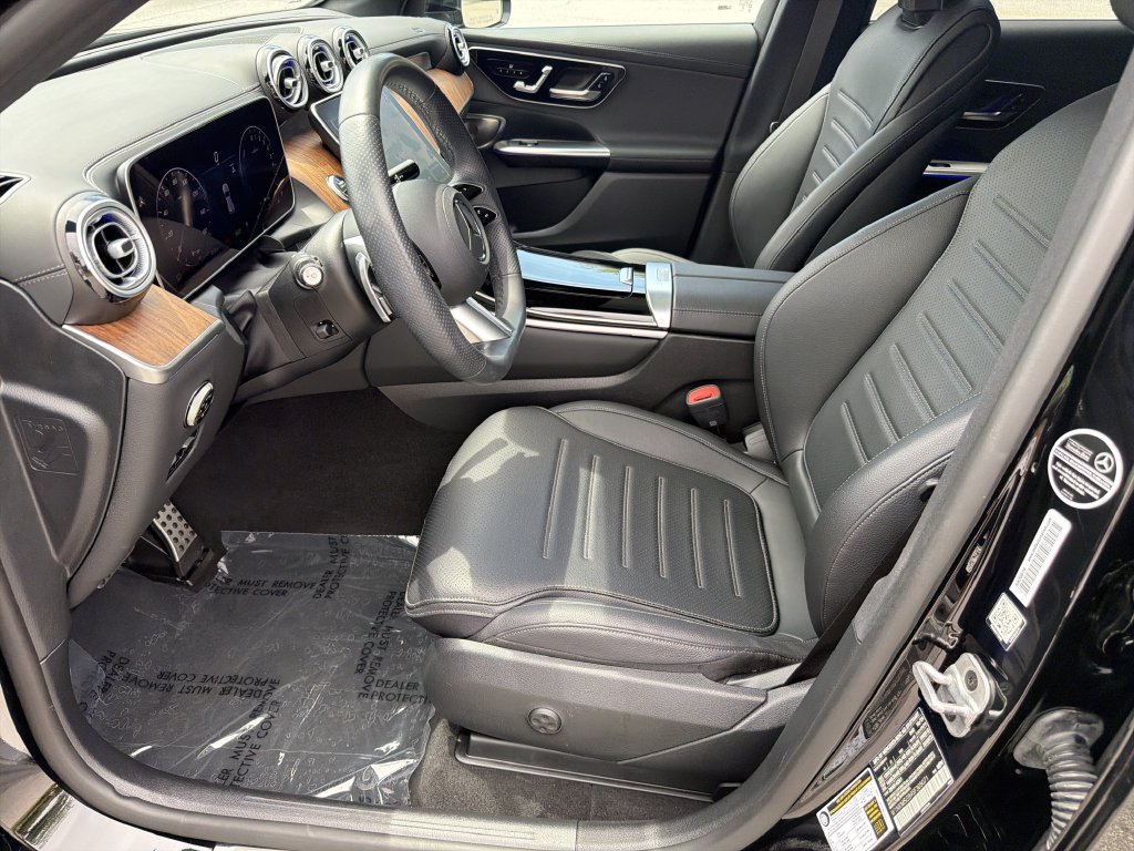 Certified 2025 Mercedes-Benz GLC 350e 4MATIC image 10