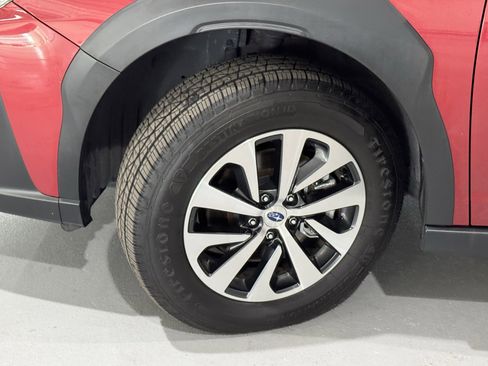 Used 2023 Subaru Outback Premium image 39