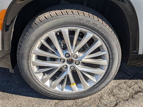 New 2025 Buick Enclave Sport Touring w/ Power Package image 9