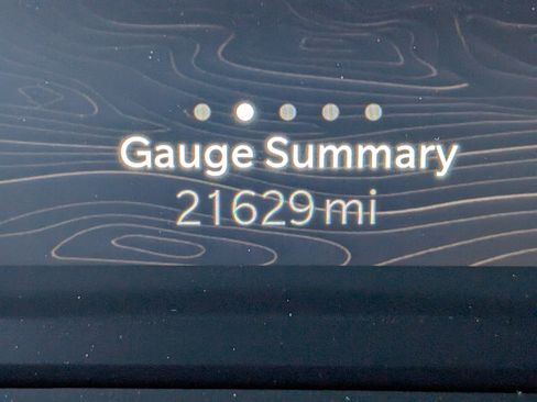 Used 2023 Jeep Grand Cherokee Limited w/ Luxury Tech Group II image 25