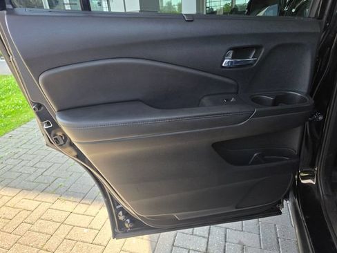 Used 2021 Honda Pilot Touring image 20