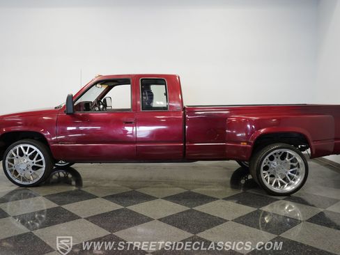 Used 1990 Chevrolet Silverado 3500 2WD Extended Cab image 2