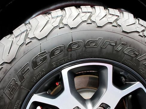 Used 2022 Jeep Wrangler Unlimited Rubicon w/ LED Lighting Group image 51