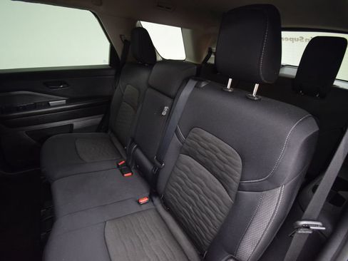 Used 2025 Nissan Pathfinder SV AWD/4WD image 24