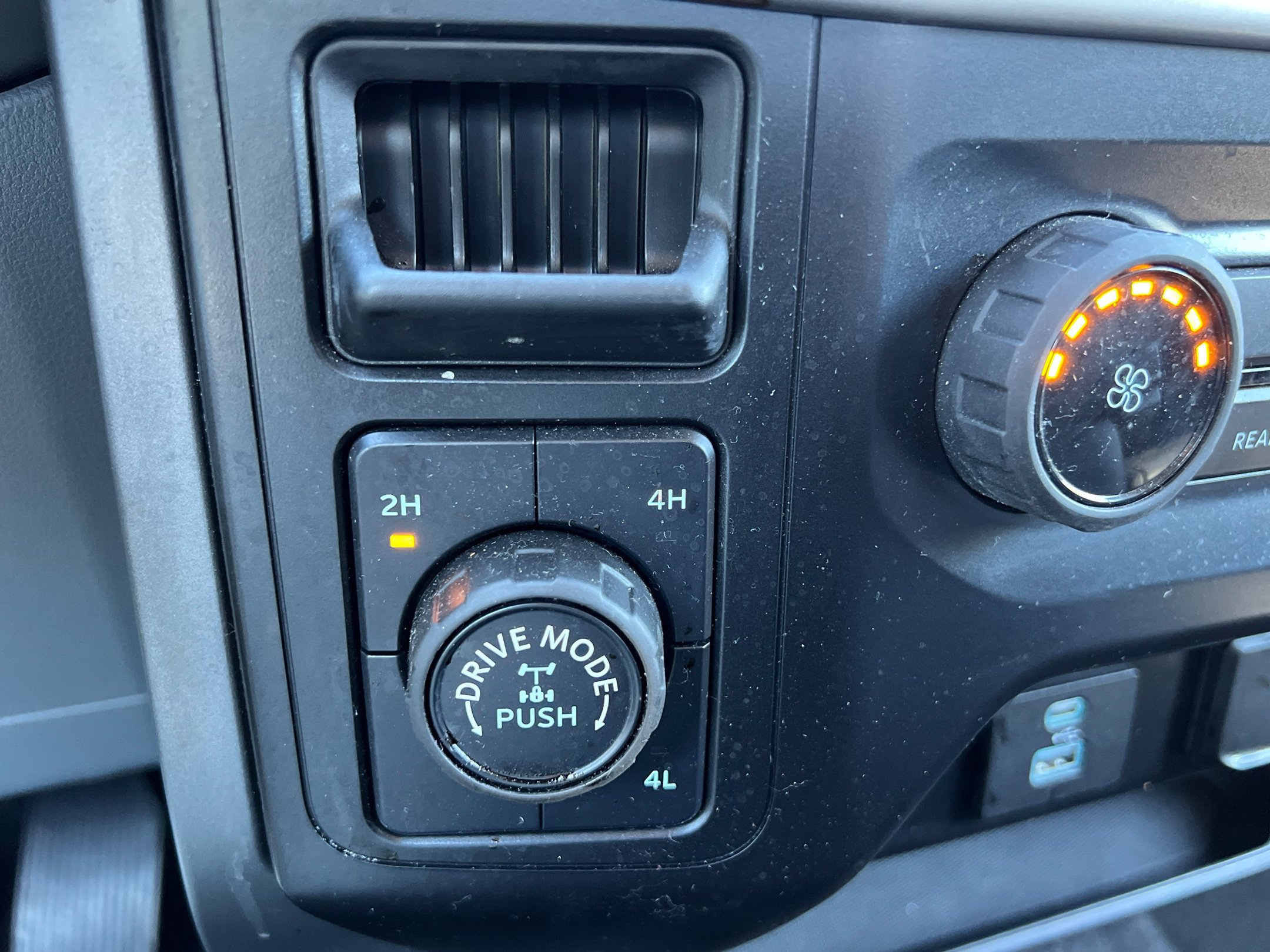Used 2021 Ford F150 XLT AWD/4WD image 35