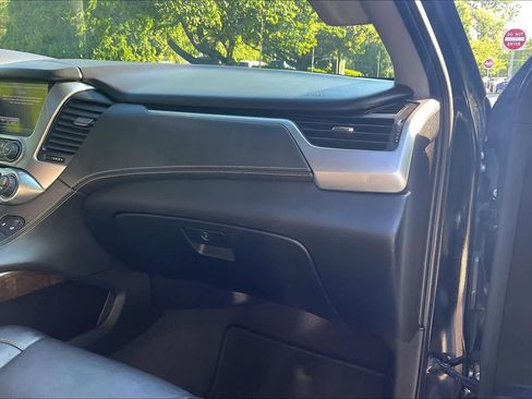 Used 2019 Chevrolet Tahoe LT AWD/4WD image 18