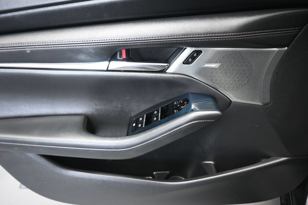 Used 2019 MAZDA MAZDA3 Sedan w/ Preferred Package FWD image 10