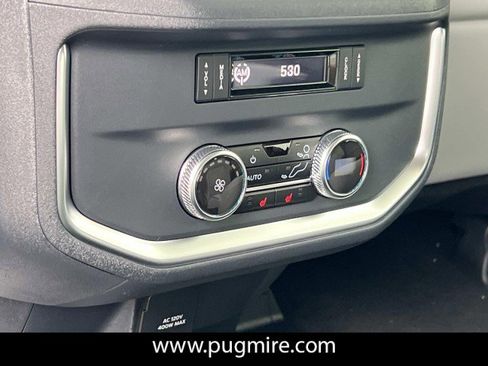 New 2026 Ford Expedition Platinum w/ Platinum Ultimate Package image 16