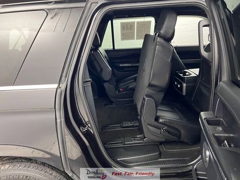 Used 2021 Ford Expedition Max XLT image 37