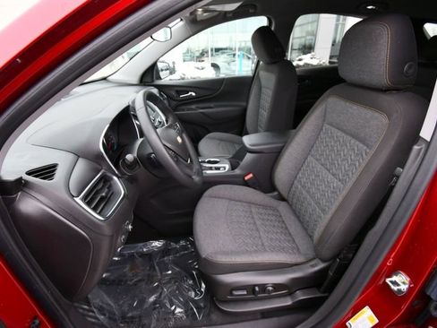Used 2024 Chevrolet Equinox LT AWD/4WD image 14