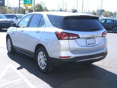 Used 2022 Chevrolet Equinox LT image 8