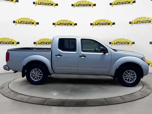 Used 2019 Nissan Frontier SV w/ Value Truck Package RWD image 6