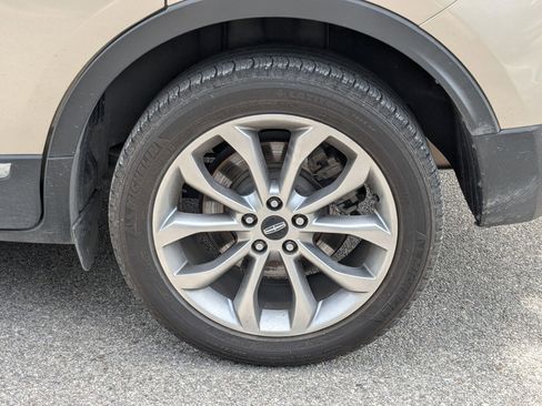 Used 2017 Lincoln MKC Select w/ Select Plus Package FWD image 23