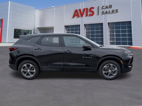 Used 2025 Chevrolet Blazer LT image 5