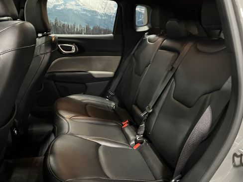 Used 2023 Jeep Compass Limited w/ Sun and Sound Group image 14