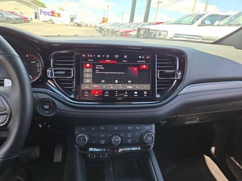 Used 2025 Dodge Durango R/T w/ Blacktop Package AWD/4WD image 18