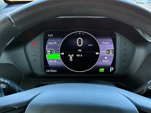 Used 2023 Chevrolet Bolt LT image 33