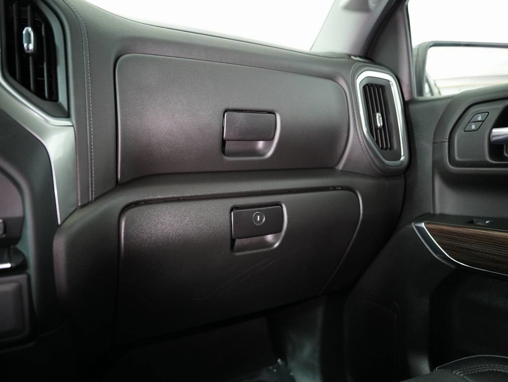 Used 2019 Chevrolet Silverado 1500 RST w/ All-Star Edition AWD/4WD image 47