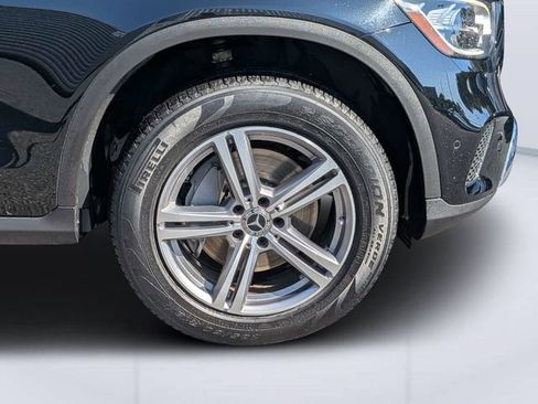 Used 2022 Mercedes-Benz GLC 300 4MATIC image 11