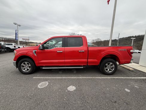 Used 2023 Ford F150 Lariat w/ Trailer Tow Package image 6