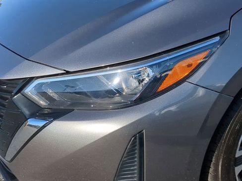Used 2024 Nissan Sentra SV FWD image 10