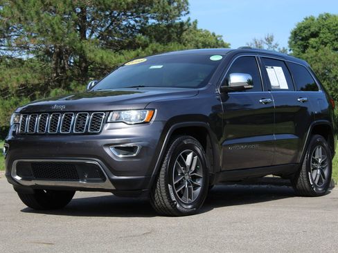 Used 2018 Jeep Grand Cherokee Limited AWD/4WD image 3