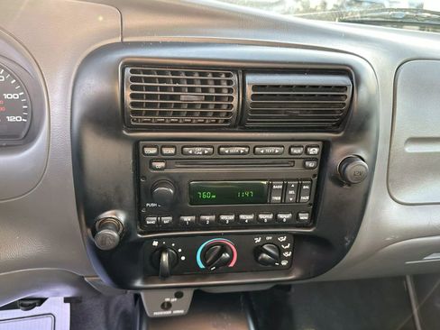 Used 2006 Ford Ranger XL image 18