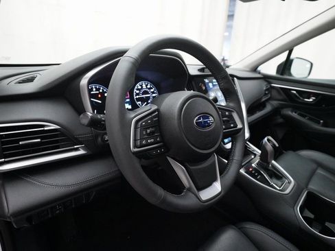 Used 2023 Subaru Outback Touring image 8