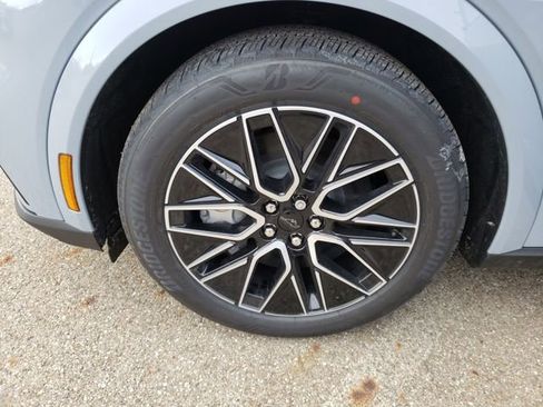 New 2025 Ford Mustang Mach-E Premium image 29