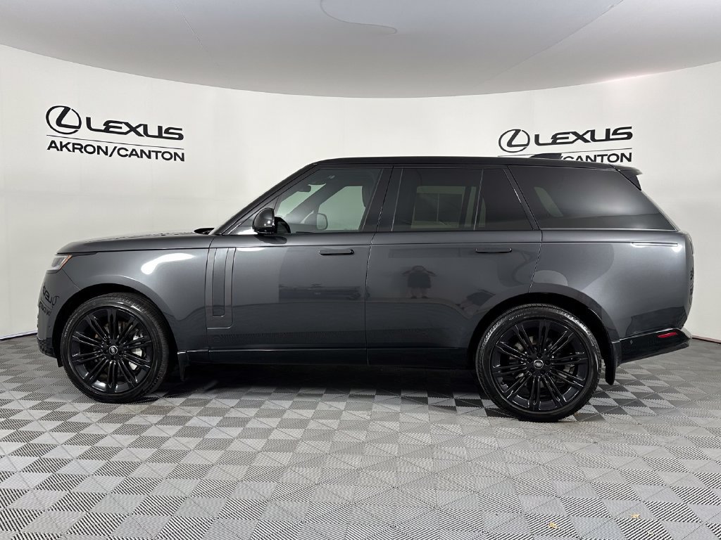 Used 2024 Land Rover Range Rover SE AWD/4WD image 10
