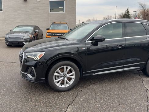 Used 2021 Audi Q3 2.0T Premium Plus w/ Premium Plus Package AWD/4WD image 5