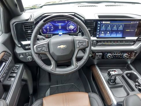 New 2026 Chevrolet Silverado 1500 High Country AWD/4WD image 21
