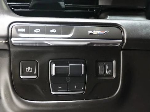 Used 2023 Cadillac Escalade V AWD/4WD image 21