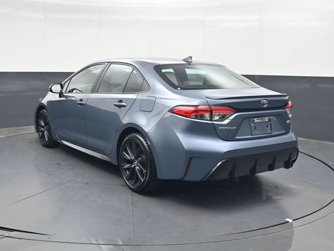 Used 2023 Toyota Corolla SE FWD image 6
