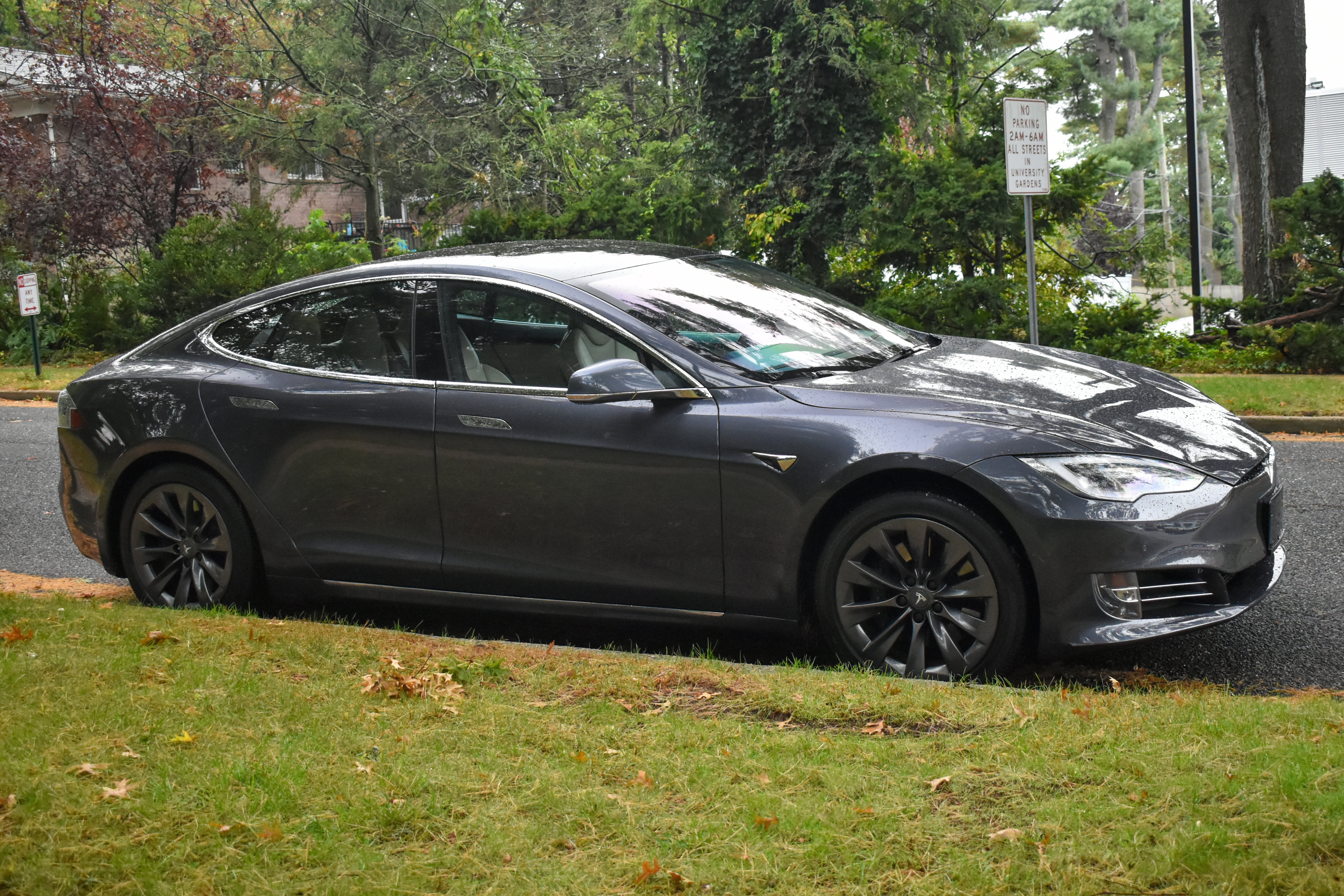 Used 2020 Tesla Model S Long Range AWD/4WD image 11
