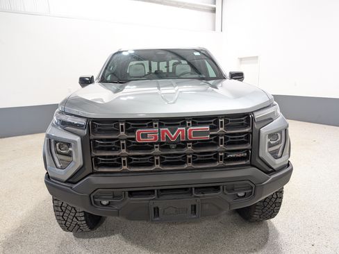 Used 2024 GMC Canyon AT4X w/ AT4X AEV Edition AWD/4WD image 8
