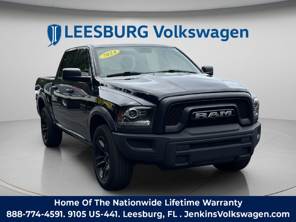 Used 2024 RAM 1500 Warlock AWD/4WD image 2