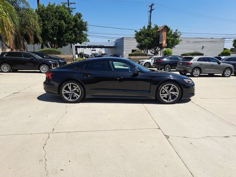 Used 2024 Audi e-tron GT Premium Plus w/ Executive Package AWD/4WD image 4