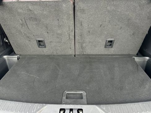 Certified 2025 Ford Explorer Platinum image 16