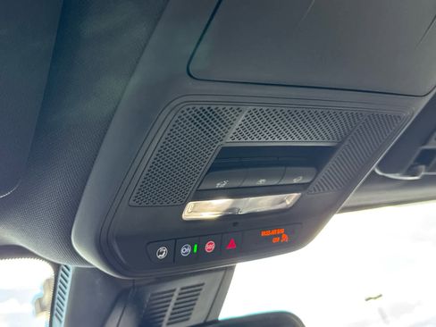 New 2026 Chevrolet Equinox ACTIV w/ Convenience Package III image 19