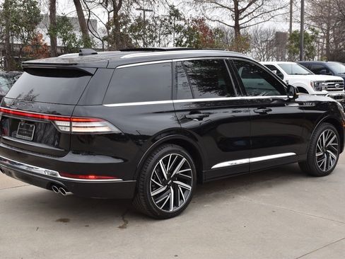 New 2026 Lincoln Aviator Black Label w/ Dynamic Handling Package image 13